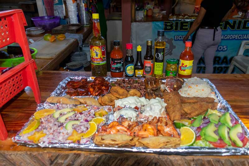 Charola de mariscos