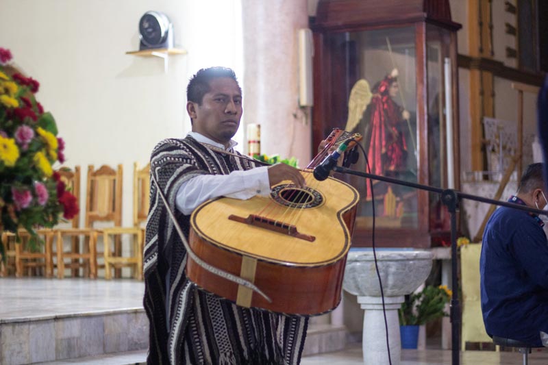 Grupo Cultural Linaloe, "Del Pueblo al Canto, le Canto al Pueblo", Música Tradicional Guerrerense.