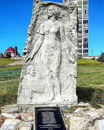 Monumento a Alfonsina Storni