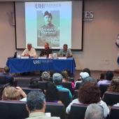 PRESENTAN EL LIBRO “SILVESTRE G. MARISCAL. SU VIDA Y SU TIEMPO” EN LA UNIVERSIDAD HIPÓCRATES